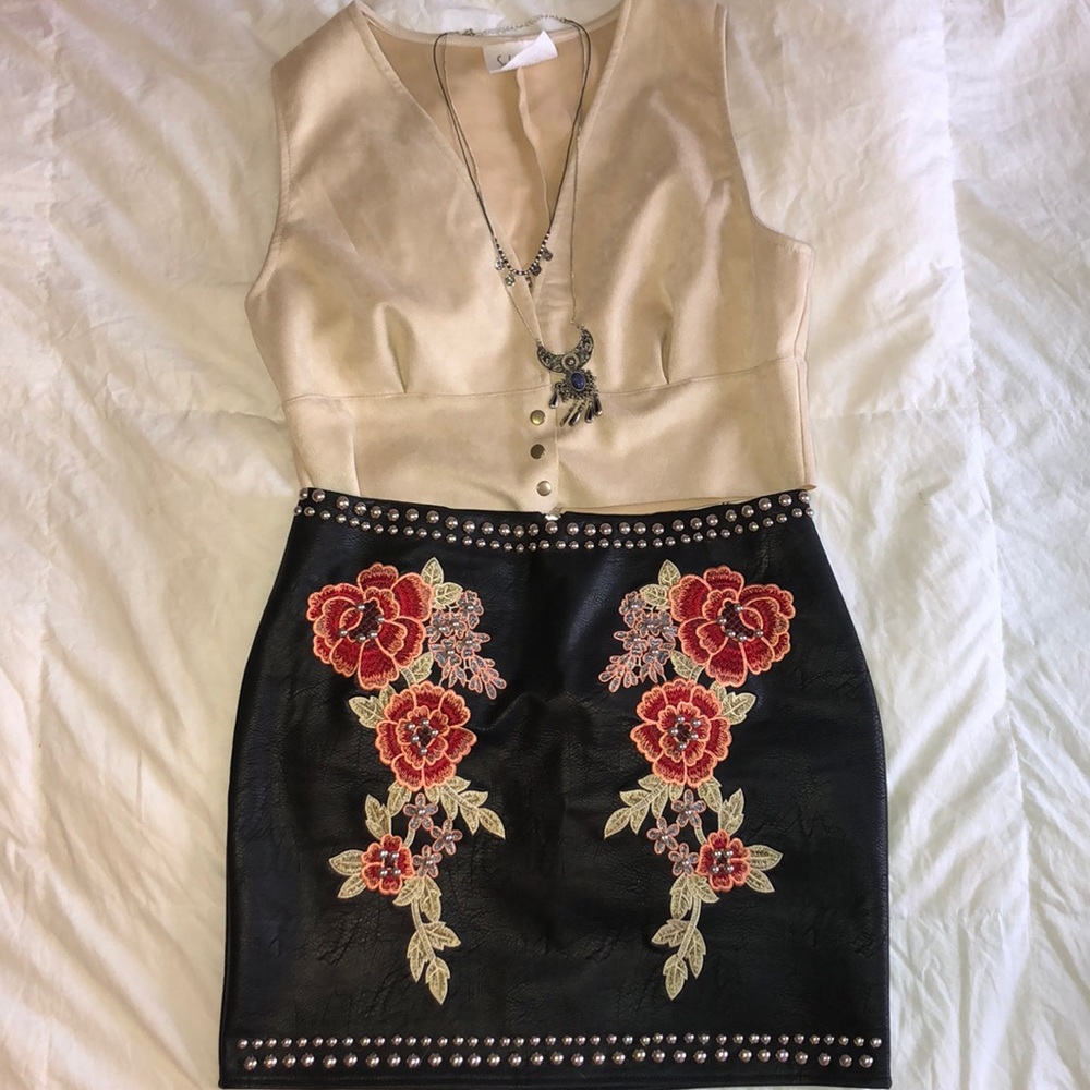 Embroidered black leather skirt, NEVER WORN!